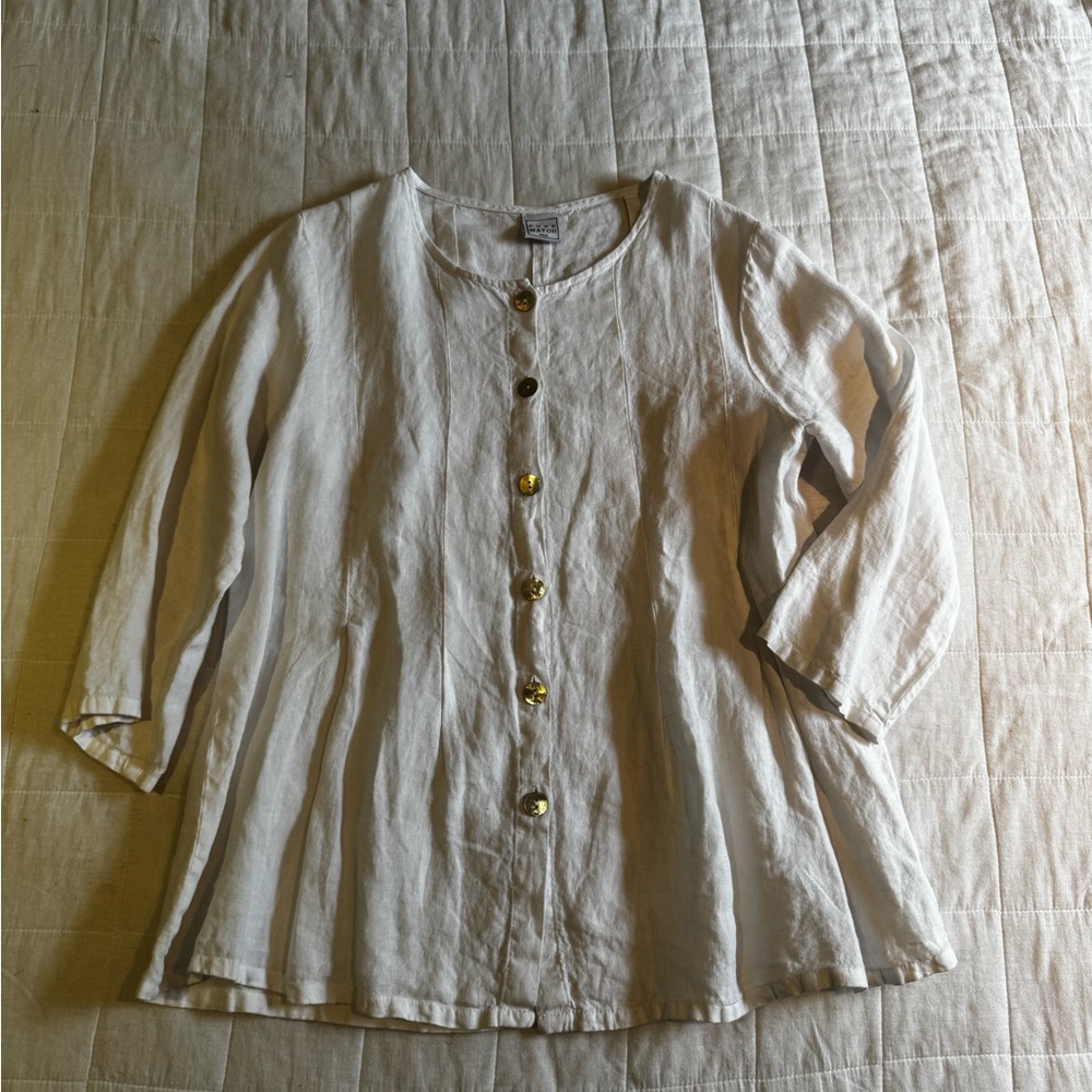 White Linen Button-Front Top - Picture 2 of 4